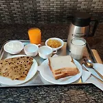 Hotel Radhe Continental