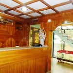 Moon Hotel Mallital, Near Nainital High Court