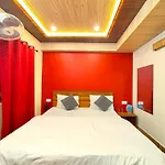 Hotel Gp Mall Road Nainital Near Naini Lake - A Luxury Room With Newly Decorated And Renovated Room - With Wifi - Room Service Available - Book Now