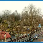 Nainital The Flat#Tiess Near Boat House Club And Naini Lake - Prime Location & Luxury Room - Excellent Customer Service Awarded