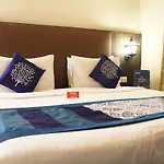 Oyo 1815 Hotel Relax Inn