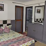 Manas Hotel