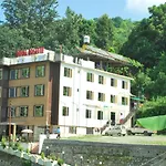 Adb Rooms Hotel Royal Rossett, Bhimtal