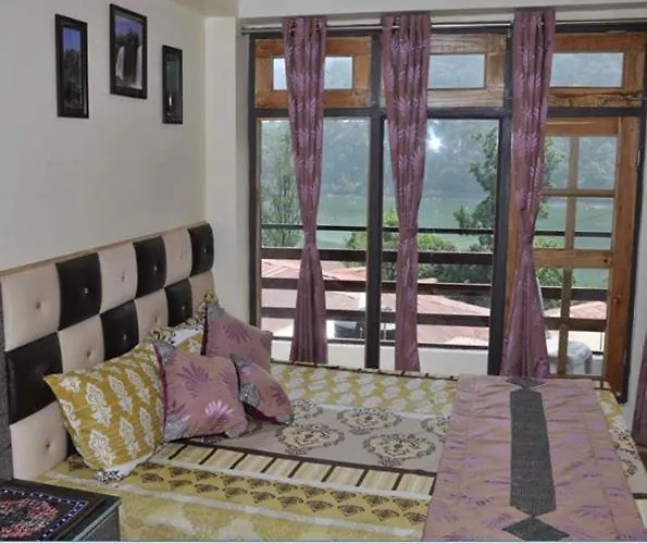 Manas Hotel