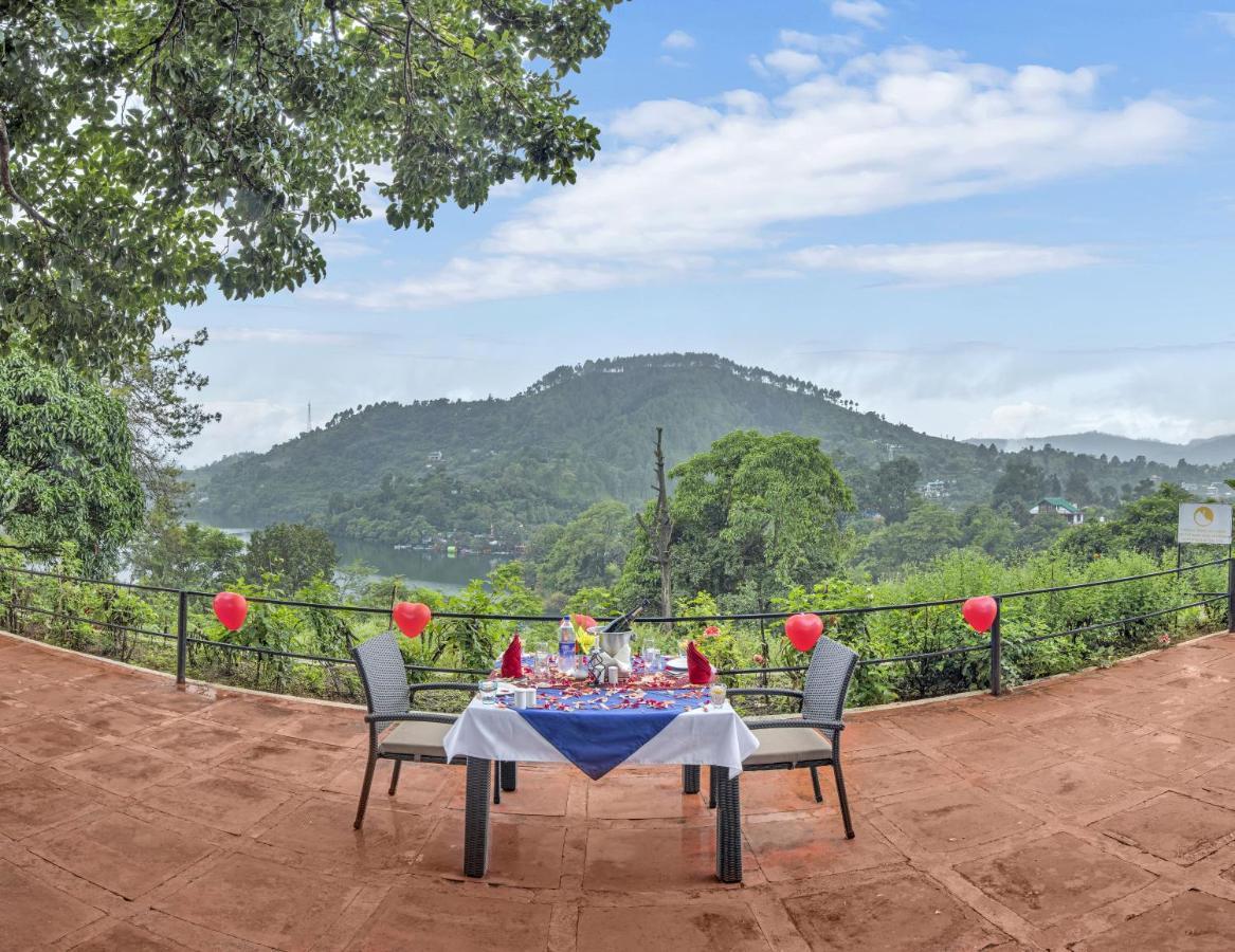 Club Mahindra Naukuchiatal Resort 3*