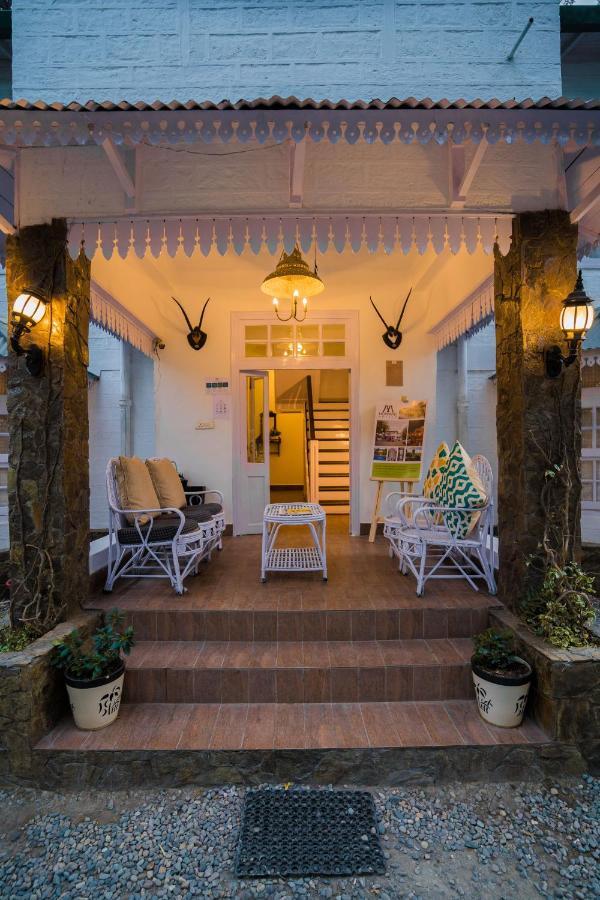 Hotel Bhikampur By Howard Nainital