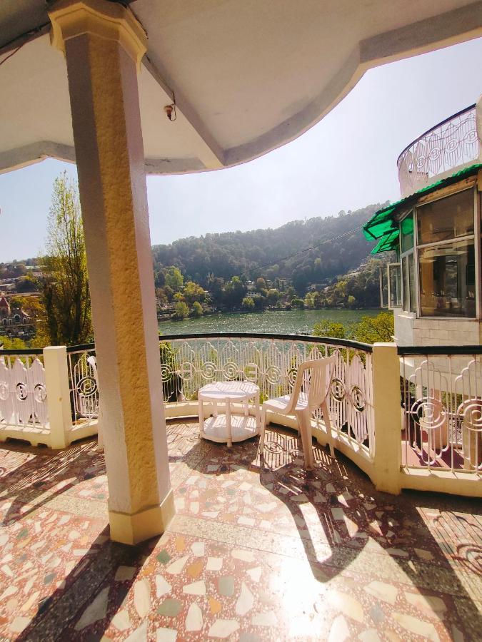Hotel Elphinstone The Lake Side 3*