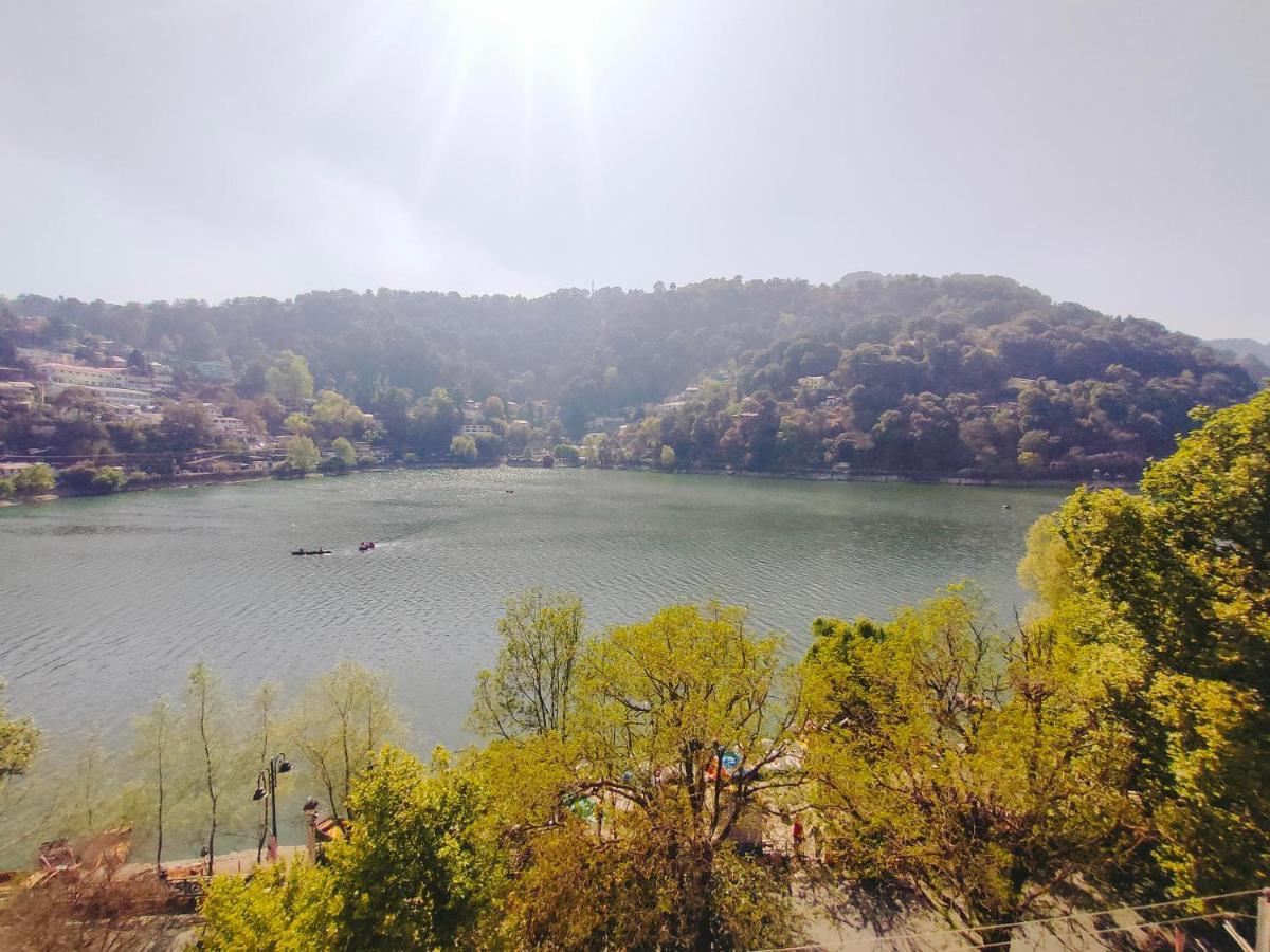 Elphinstone The Lake Side Hotel Nainital