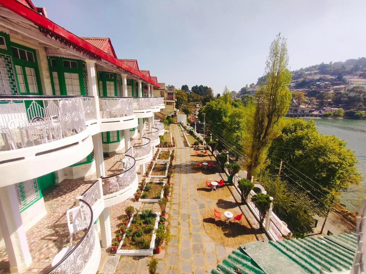 Hotel Elphinstone The Lake Side 3*