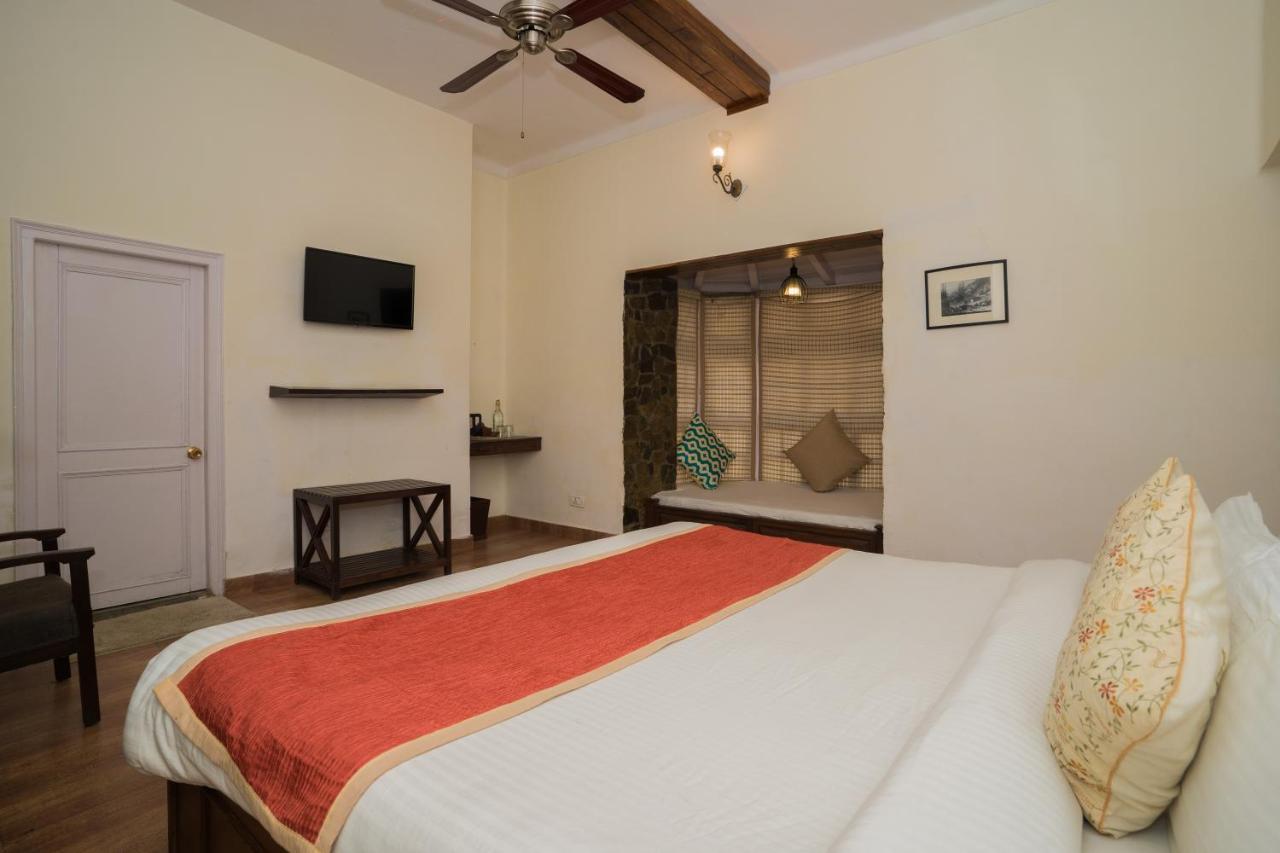 Bhikampur By Howard 4*