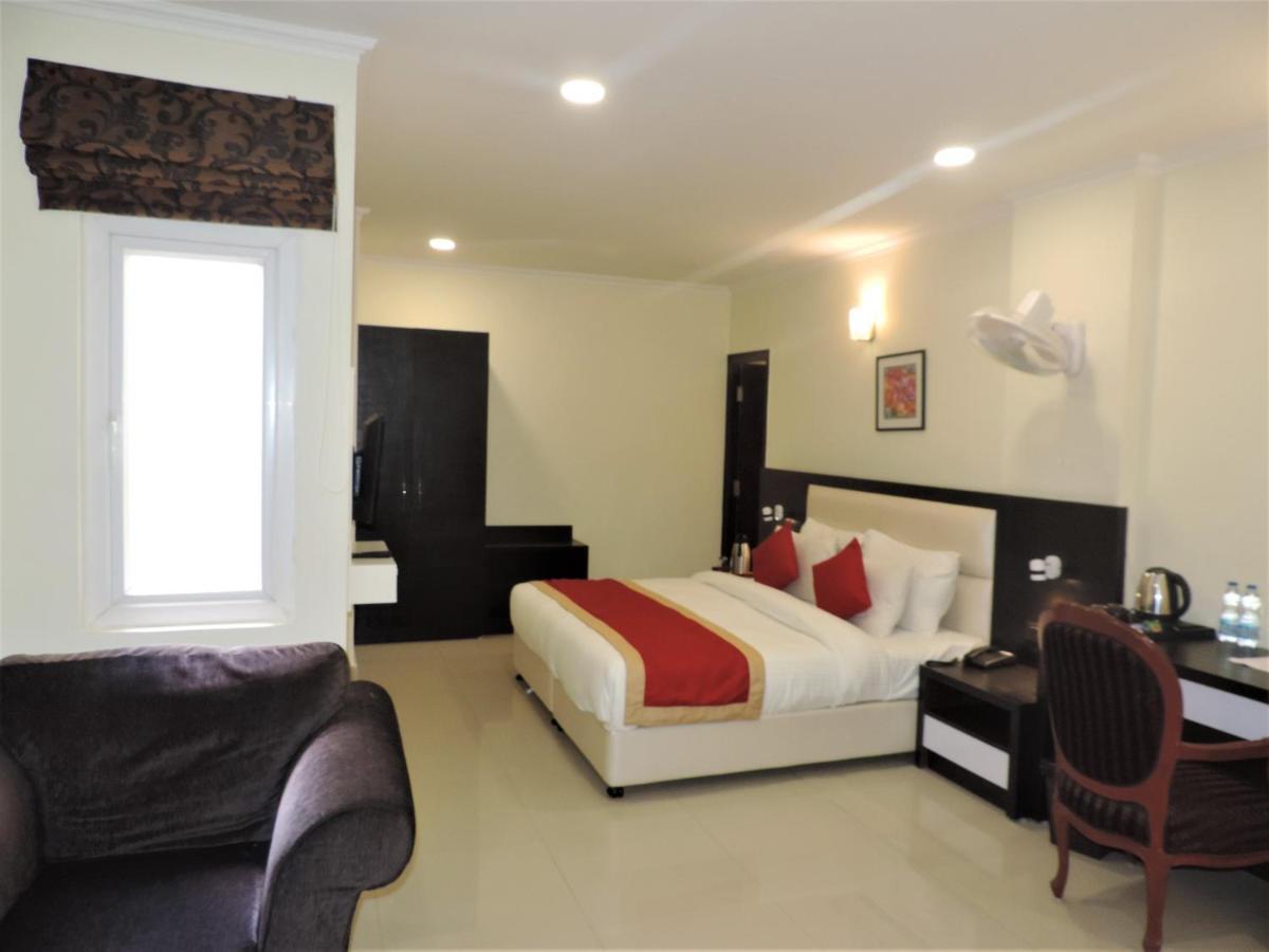 Clarks Inn Bhowali, Nainital 3* Nainital