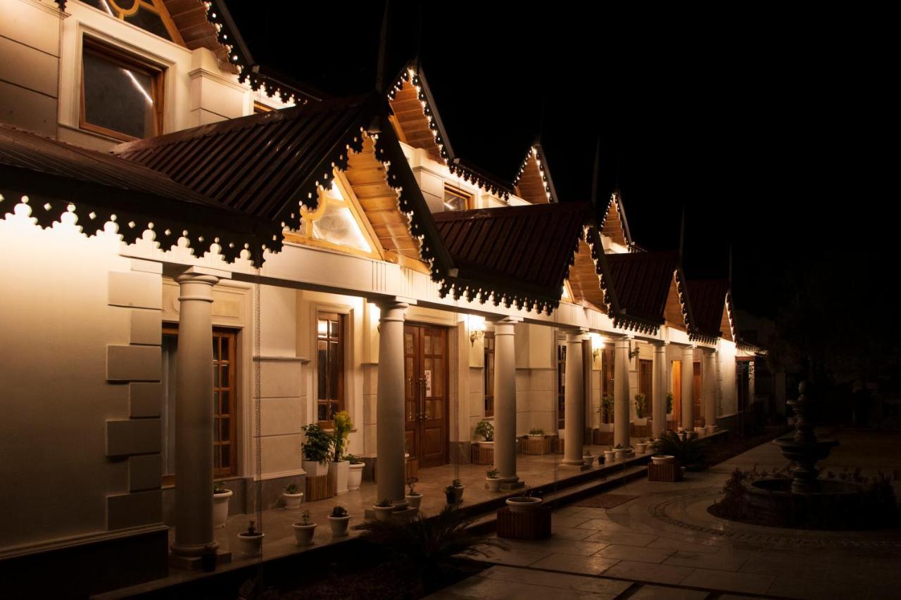 Hotel Swiss & 5*