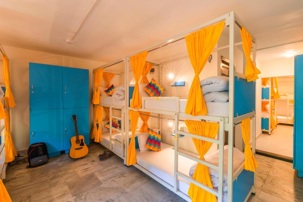 Gostops Hostel *