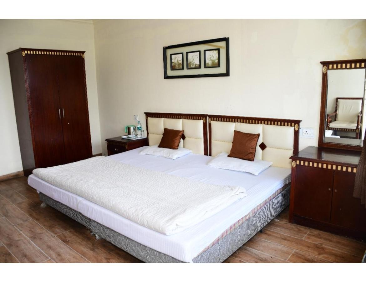 Willows View Room, Tallital 2* Nainital