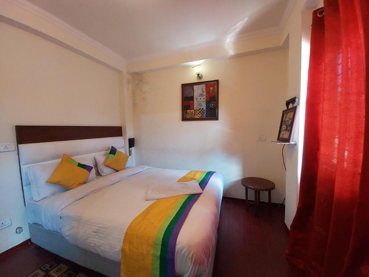 Goroomgo Orchid Hotel Nainital