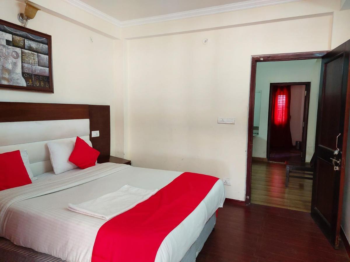 Hotel Goroomgo Orchid Nainital