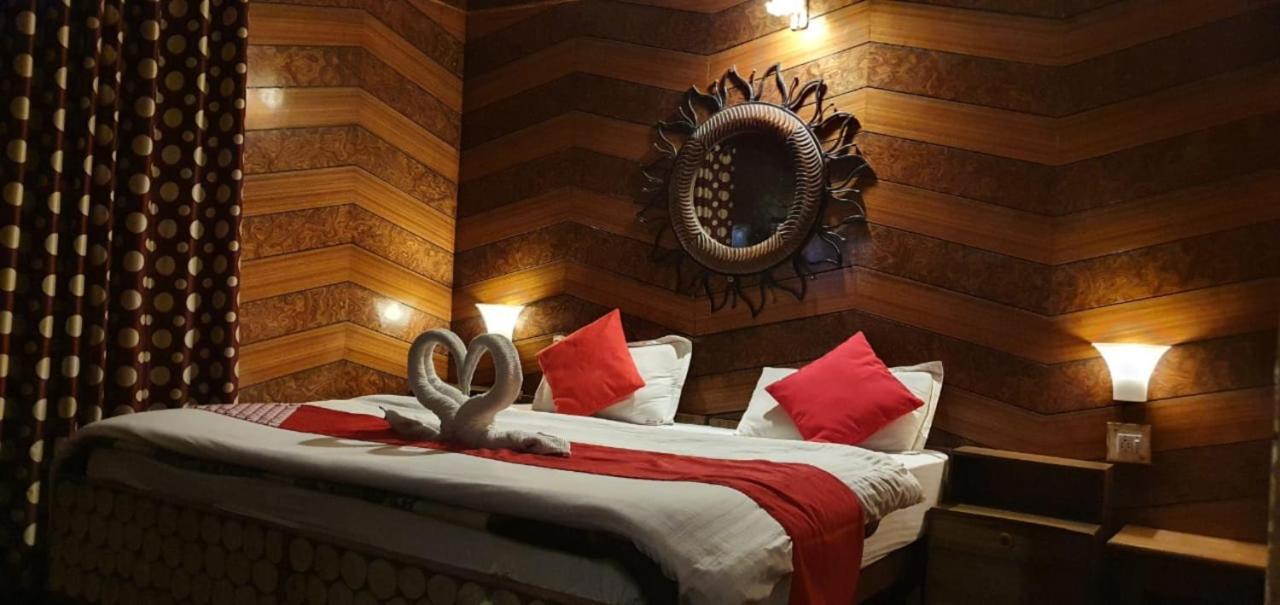 Goroomgo Ankur View Mall Road - Prime Location With Luxury