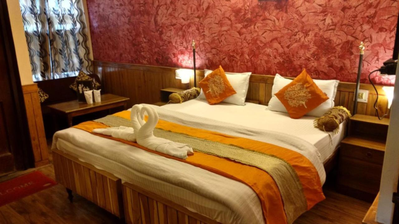 Hotel Goroomgo Ankur View Mall Road - Prime Location With Luxury