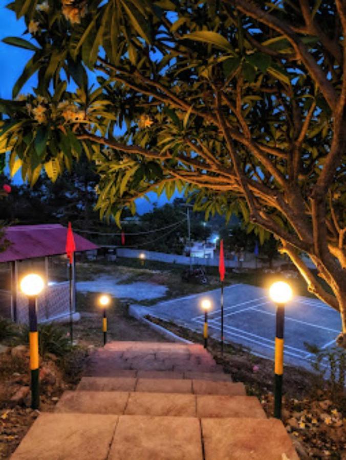Goroomgo Blue Moon Lake View Mall Road Bhimtal - Best Seller Nainital