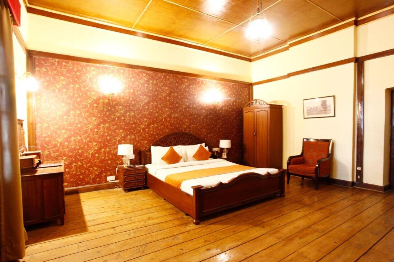 Hotel The Palace Belvedere Walkable Distance From Mall Road