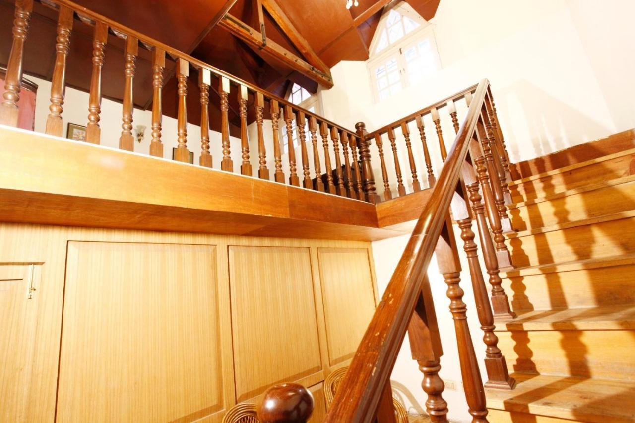 The Palace Belvedere Walkable Distance From Mall Road Hotel 4*