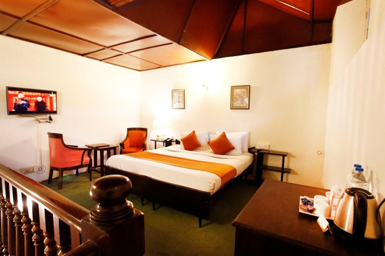 The Palace Belvedere Walkable Distance From Mall Road Hotel 4*