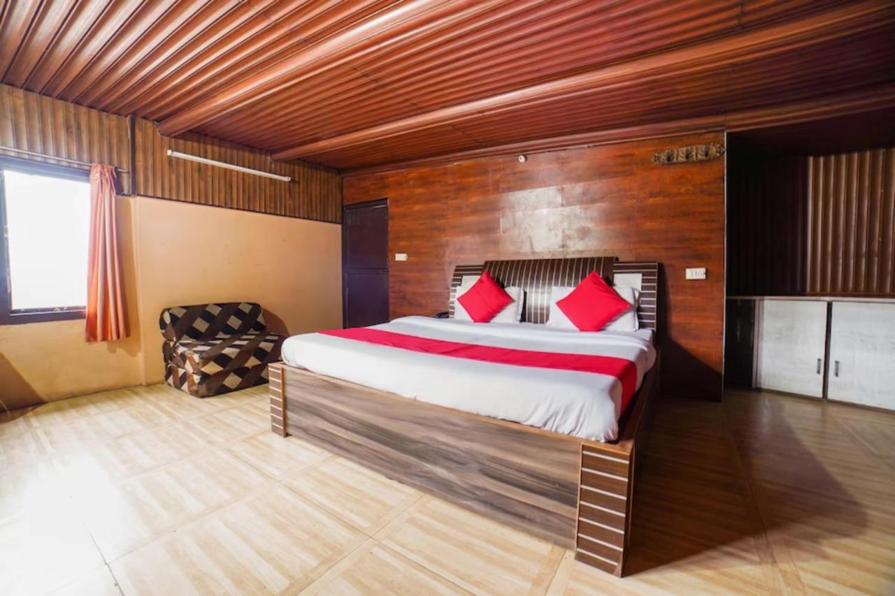 Goroomgo Long View Retreat Hotel