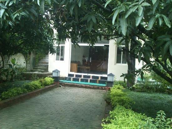 Resort Jim Corbett Nainital