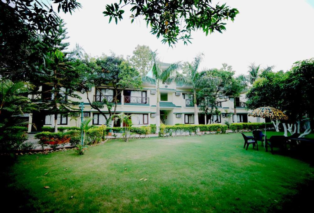 Resort Jim Corbett