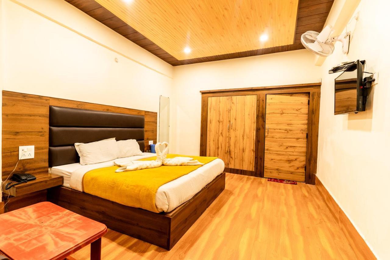 Hotel Woodland Nainital