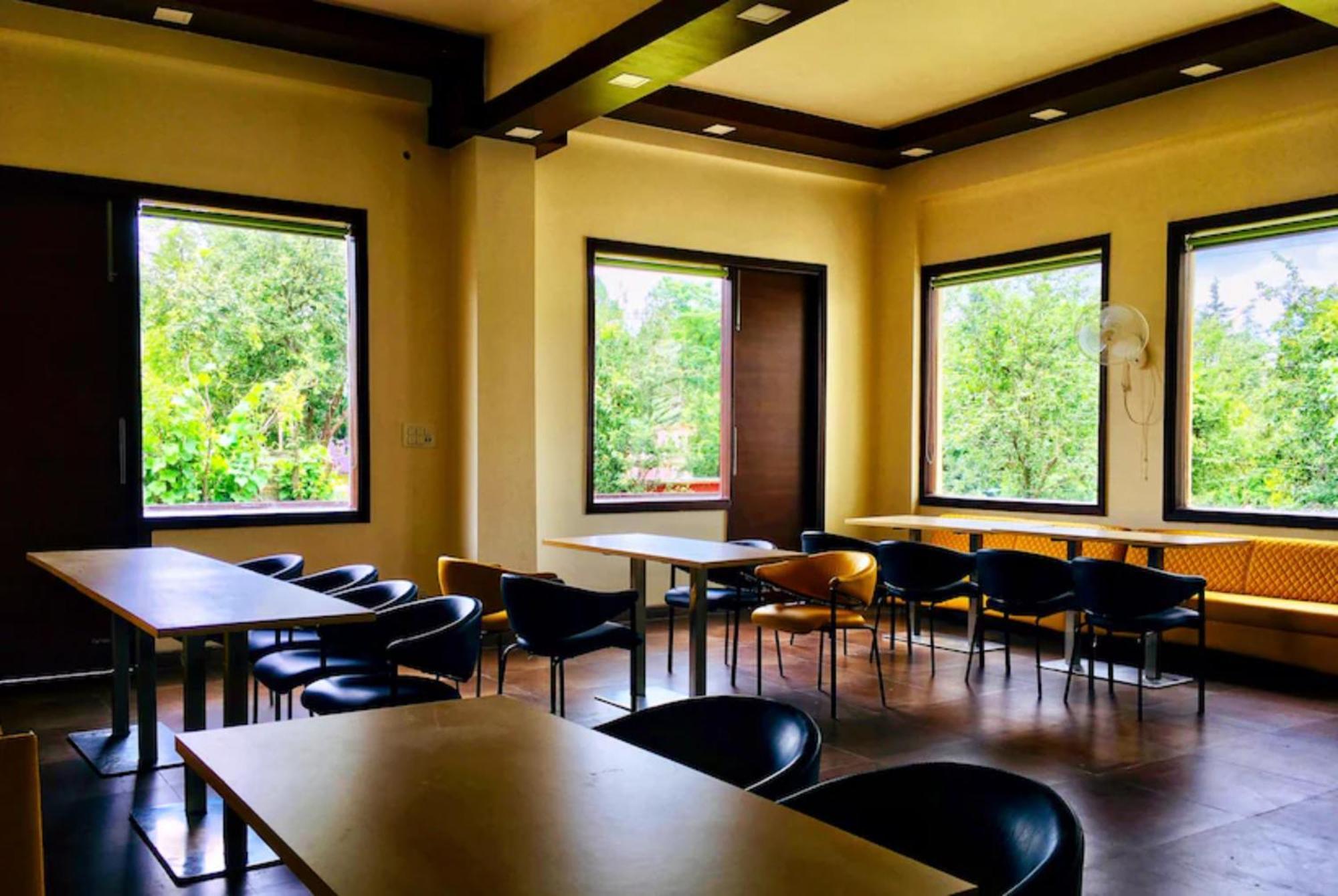 Goroomgo Luxury Palm Bhimtal - Luxury - Excellent Customer Service - Seller Nainital