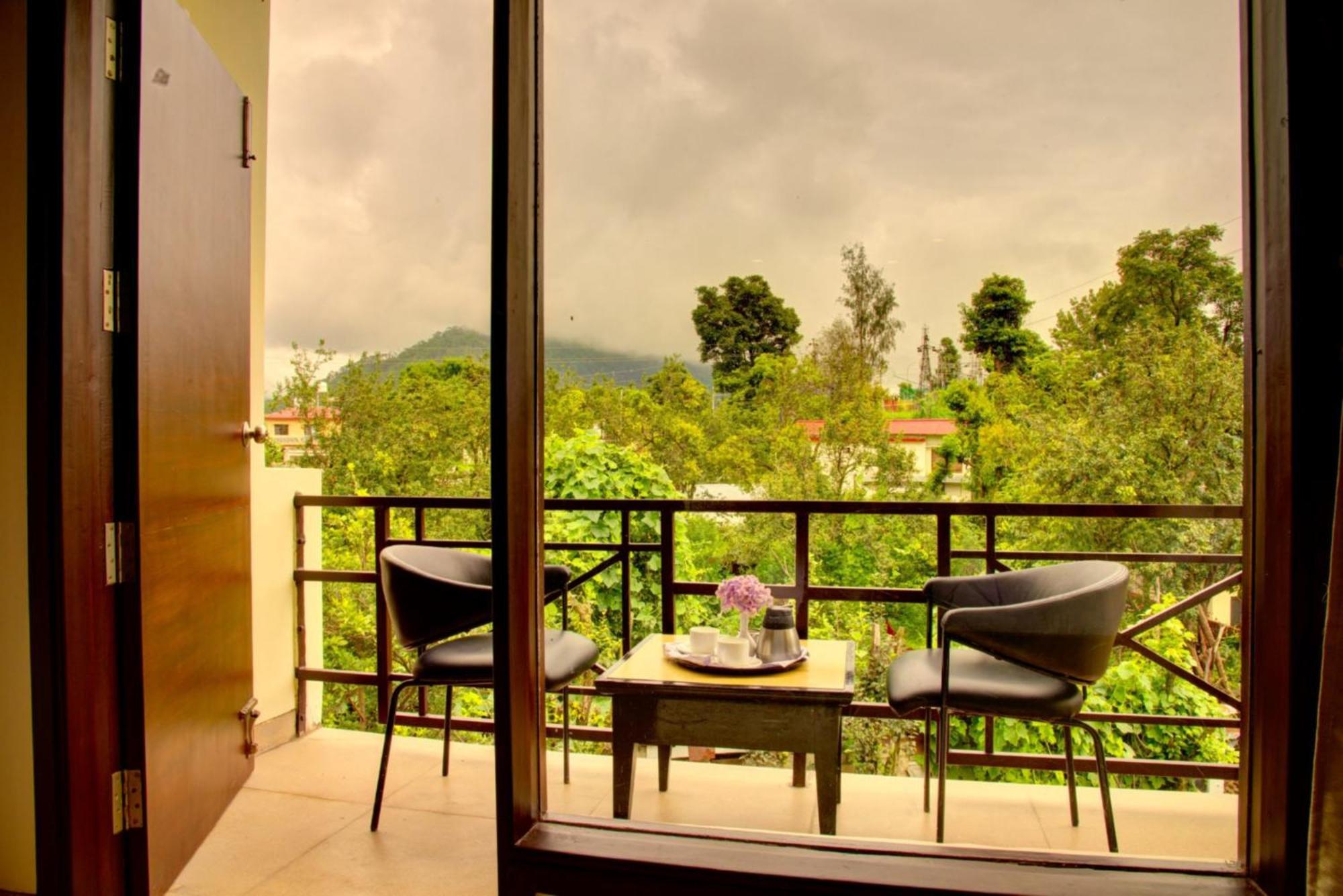 Goroomgo Luxury Palm Bhimtal - Luxury - Excellent Customer Service - Seller 3* Nainital