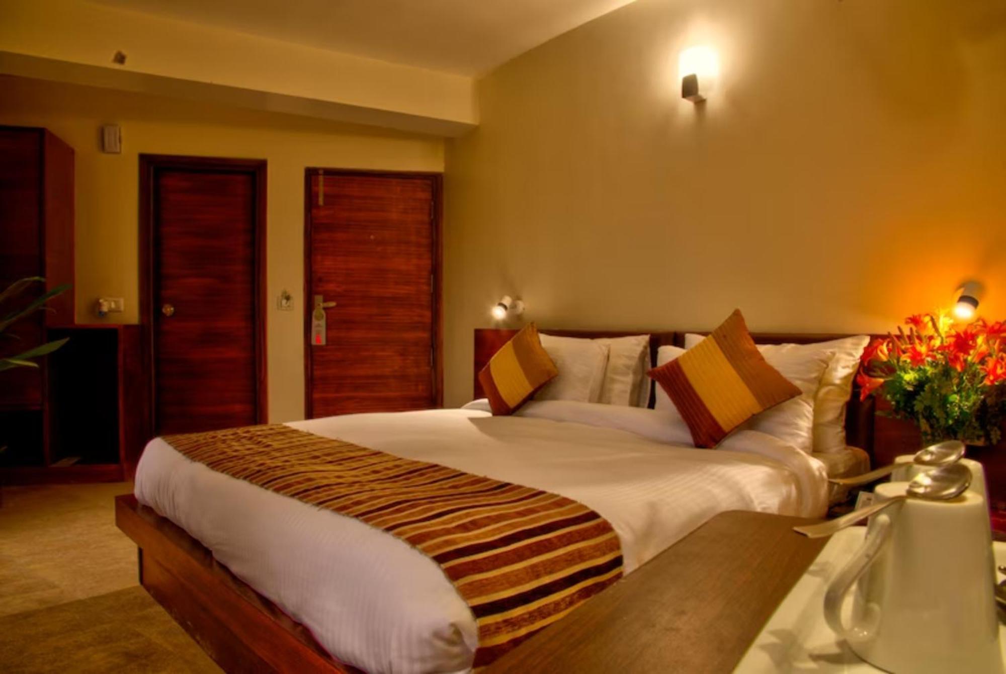 Goroomgo Luxury Palm Bhimtal - Luxury - Excellent Customer Service - Seller 3*