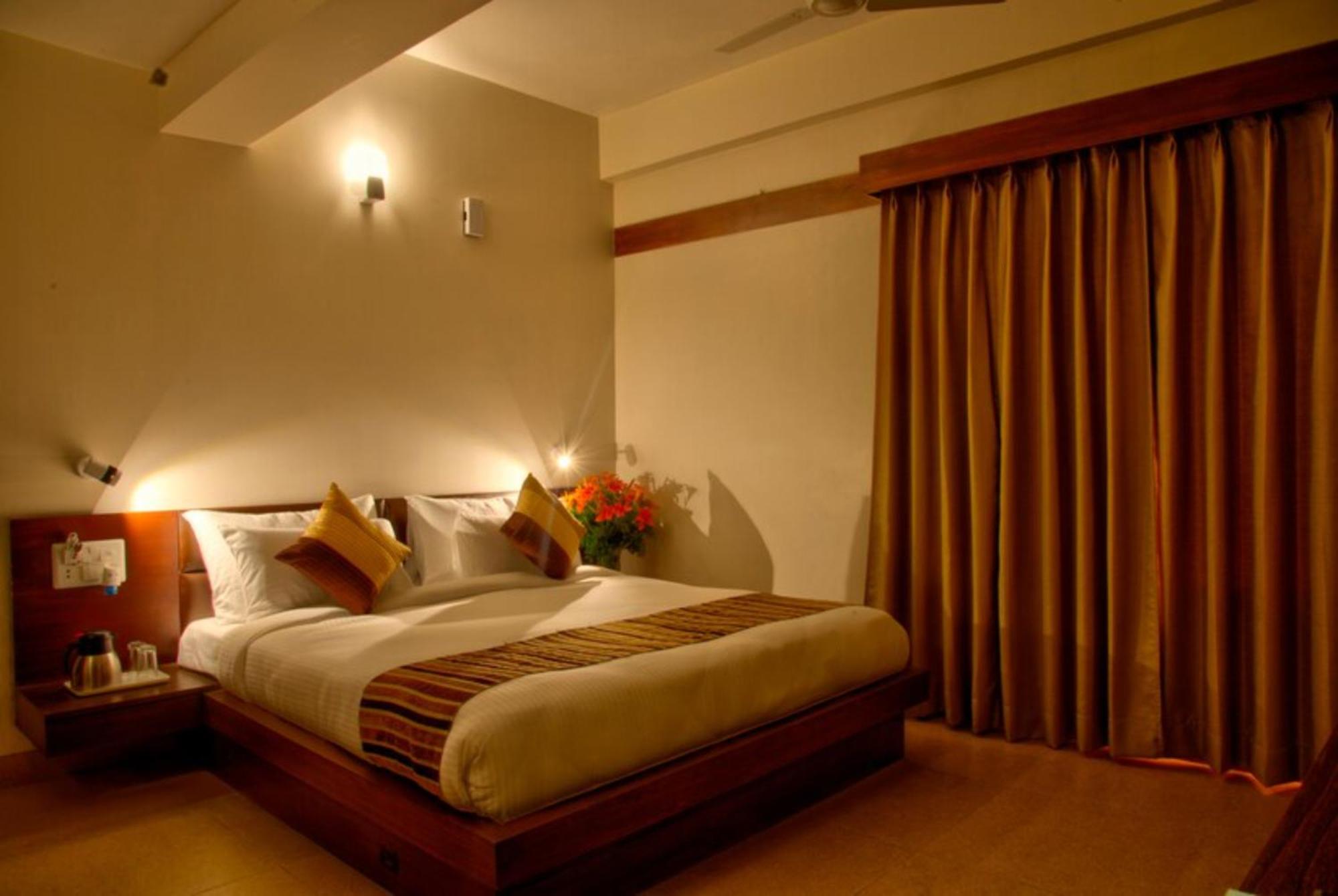 Goroomgo Luxury Palm Bhimtal - Luxury - Excellent Customer Service - Seller 3*
