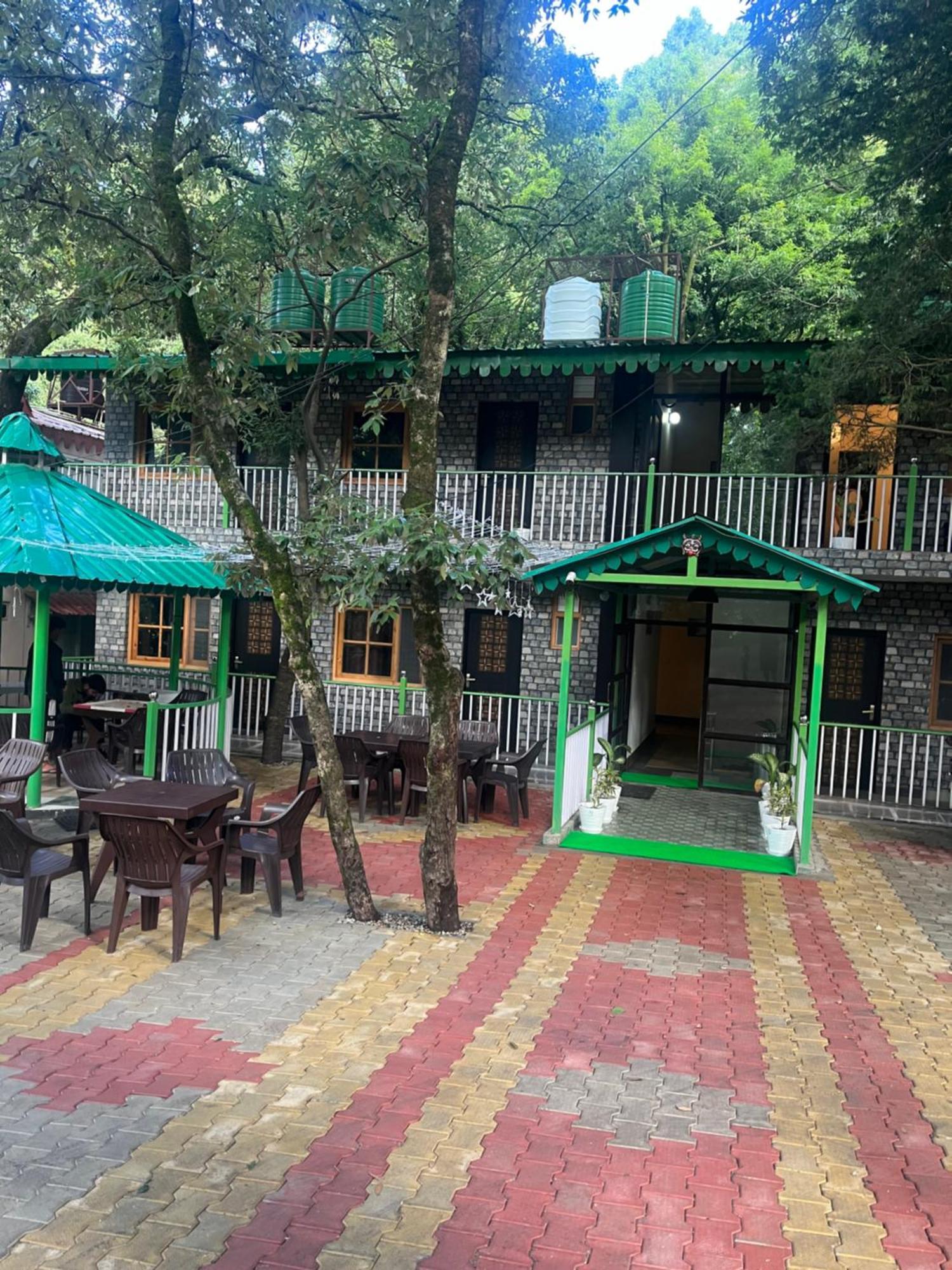 Cedar Woods By Heyan Resort *