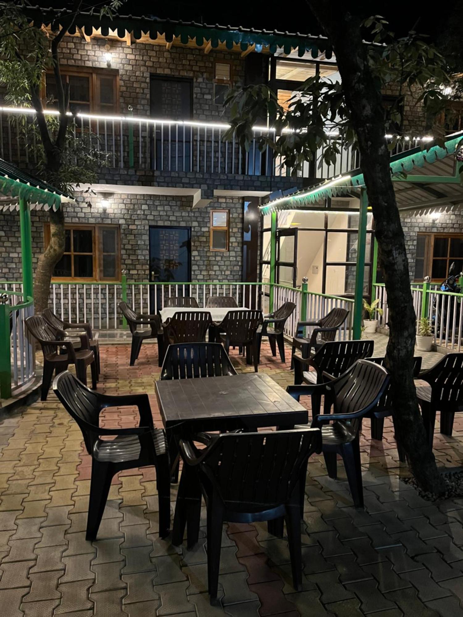 Resort Cedar Woods By Heyan Nainital