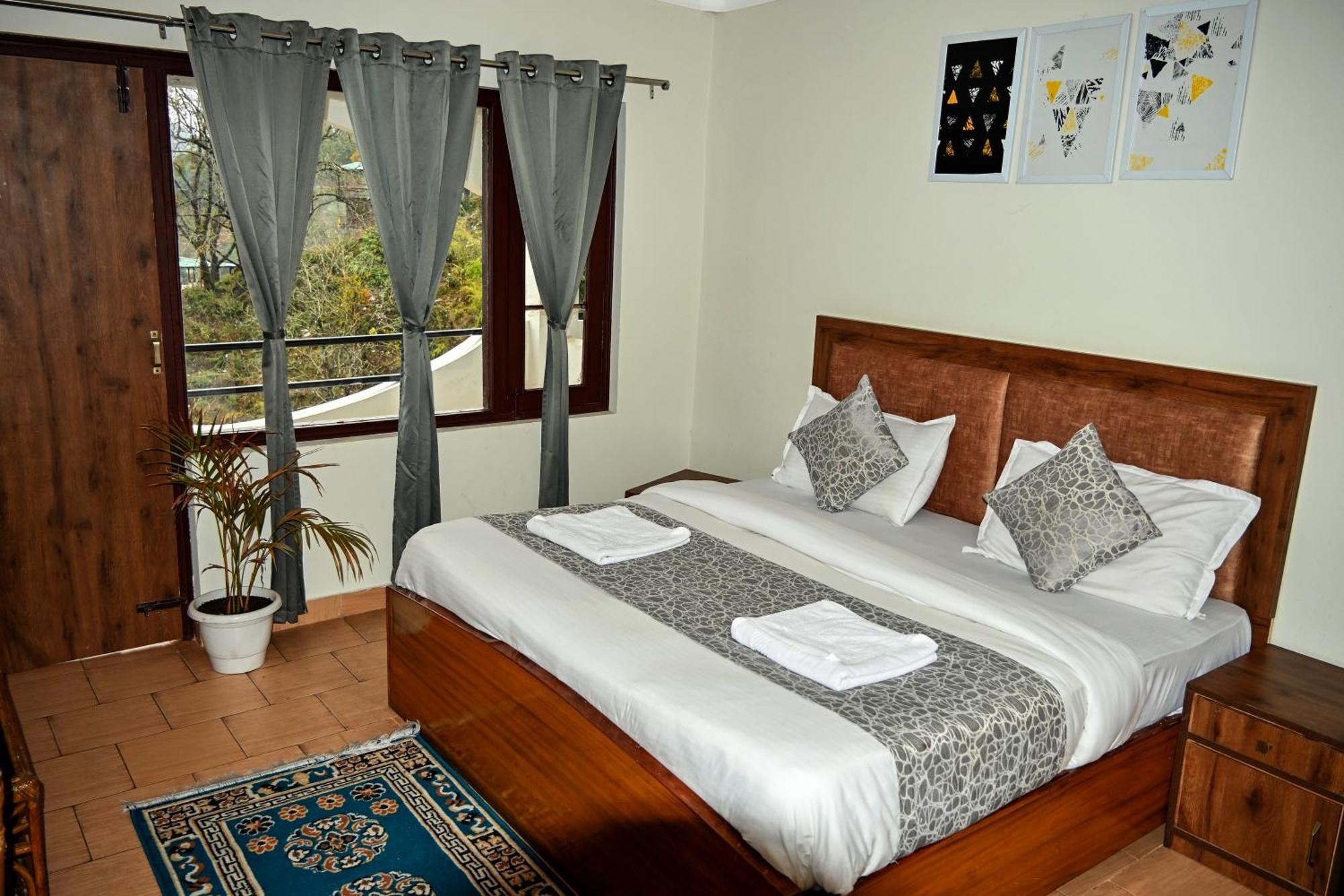 Kumaon Roop Near Neem Karoli Temple Resort
