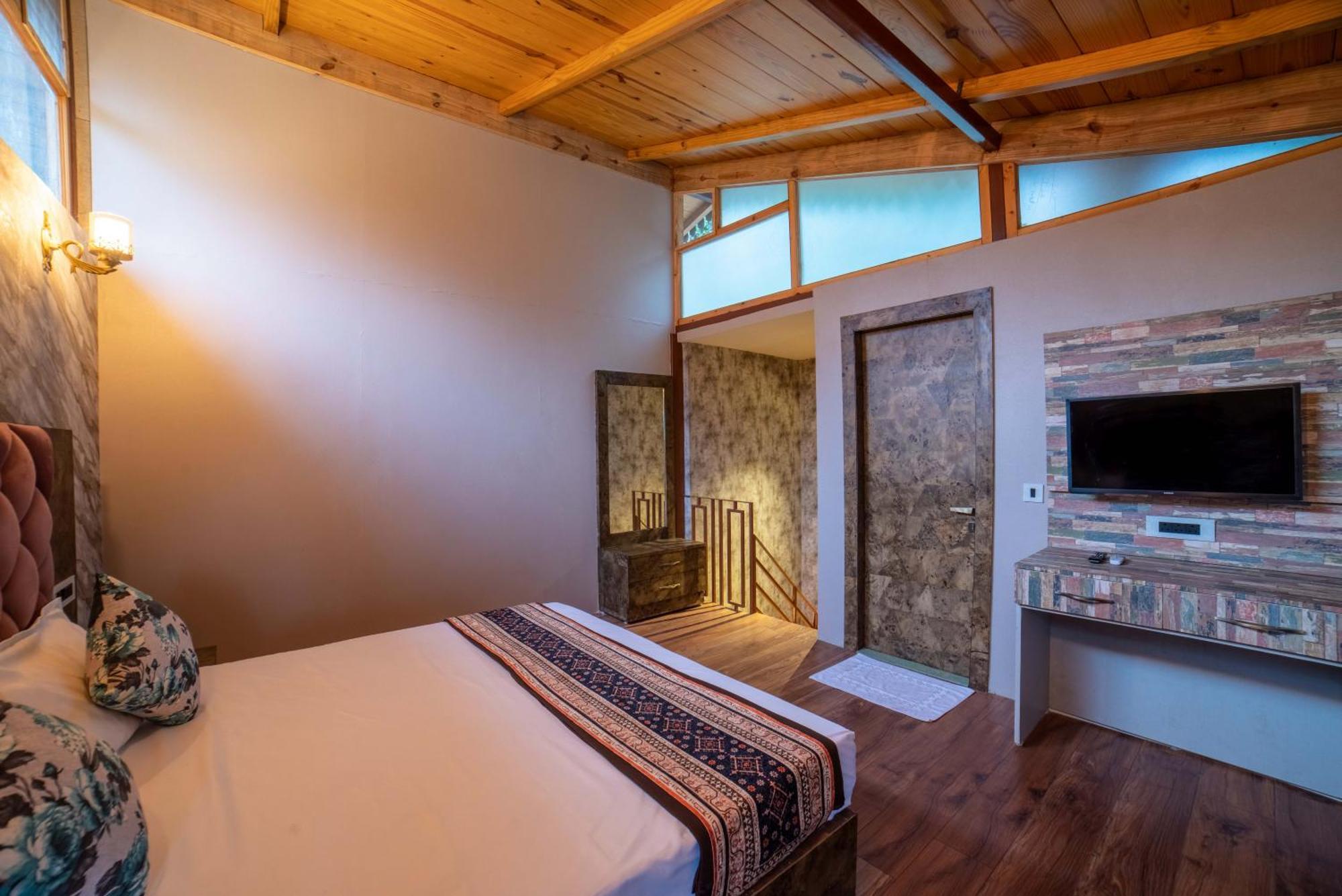 Mudras Grove Resort,