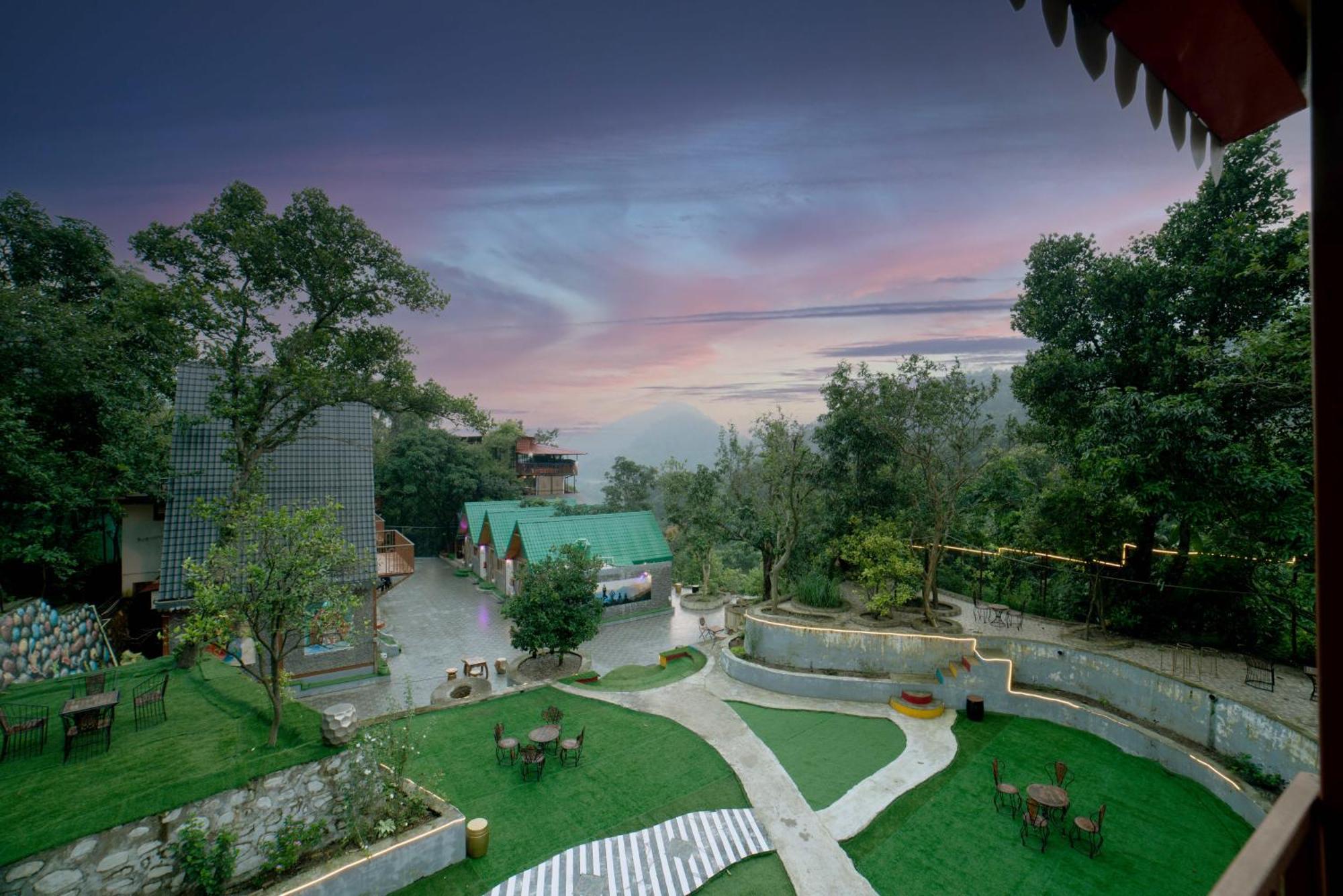 Resort Mudras Grove Resort, 3*