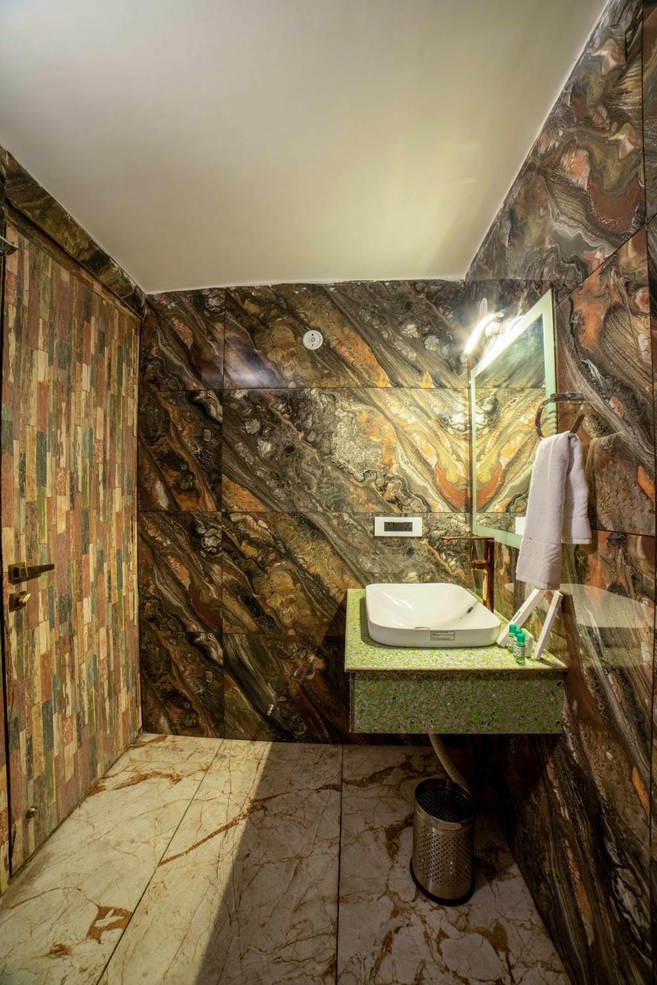 Mudras Grove Resort, 3* Nainital