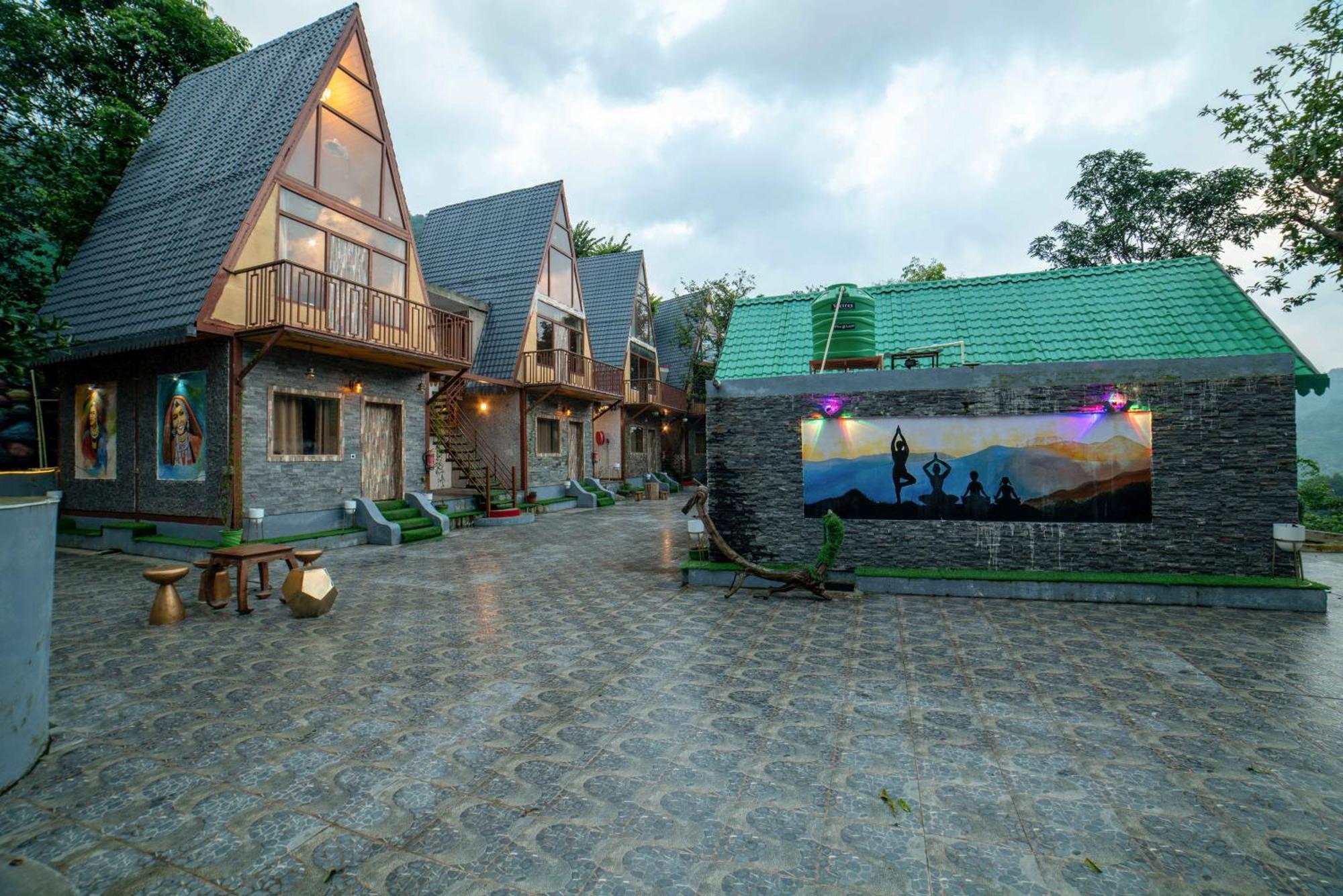 Mudras Grove Resort, Resort 3*