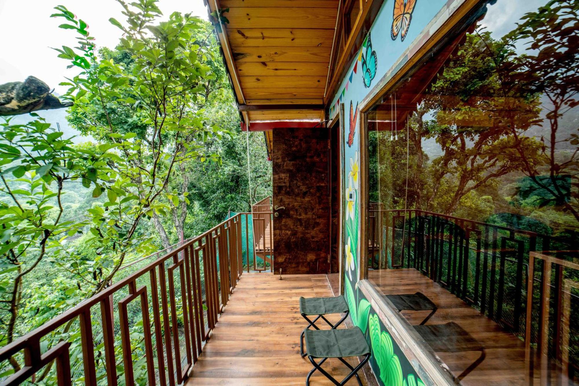 Resort Mudras Grove Resort,