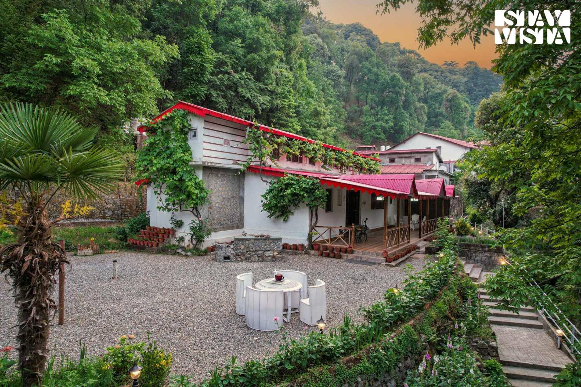 Stayvista At Edwinstowe House With Heater, Bonfire & Bbq Grill *