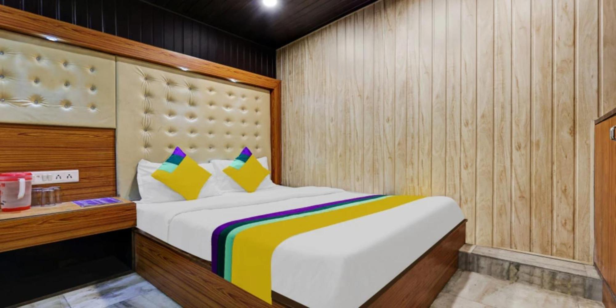 Nainital The Flat#Tiess Near Boat House Club And Naini Lake - Prime Location & Luxury Room - Excellent Customer Service Awarded Nainital