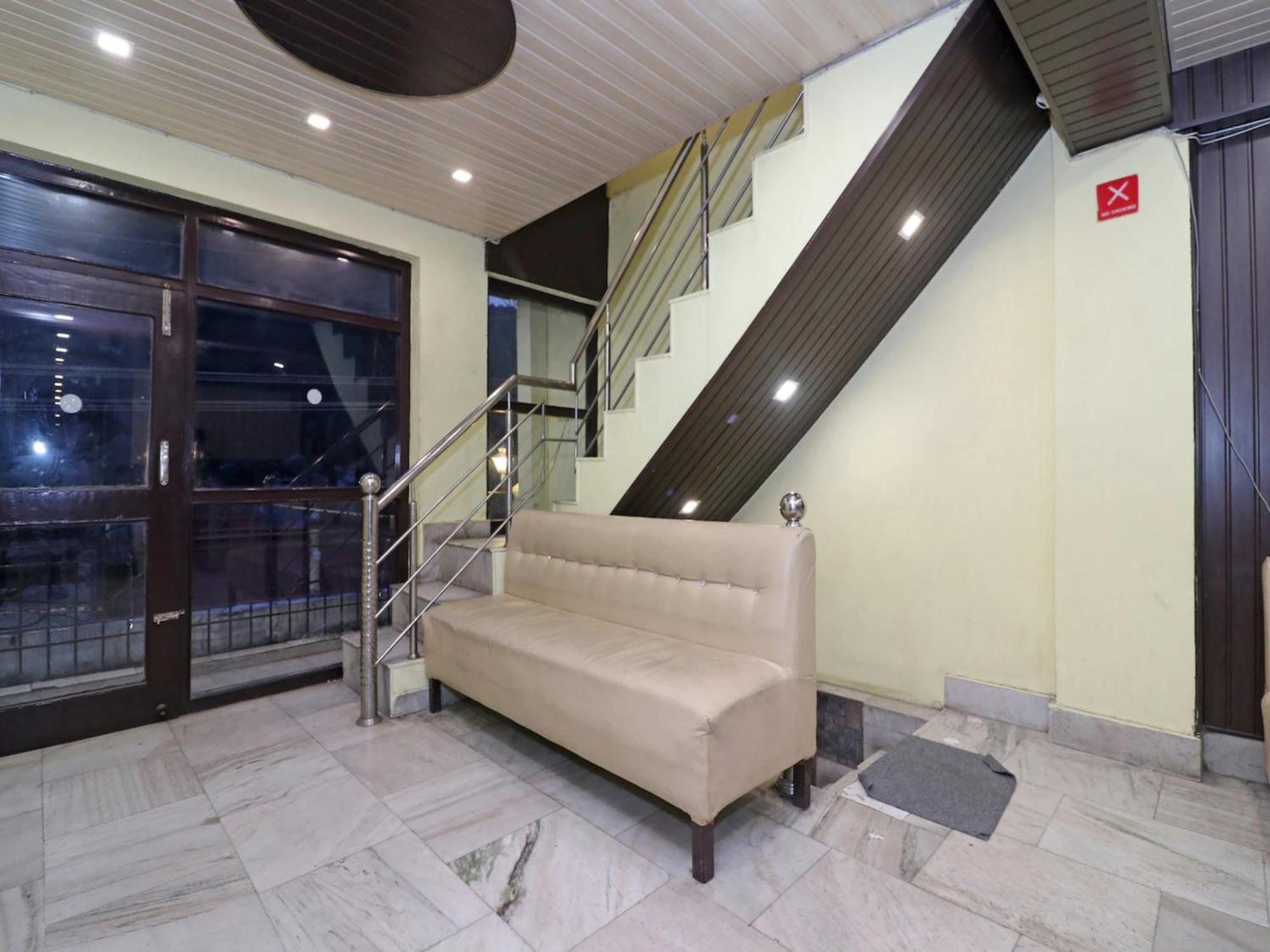 Nainital The Flat#Tiess Near Boat House Club And Naini Lake - Prime Location & Luxury Room - Excellent Customer Service Awarded 3* Nainital