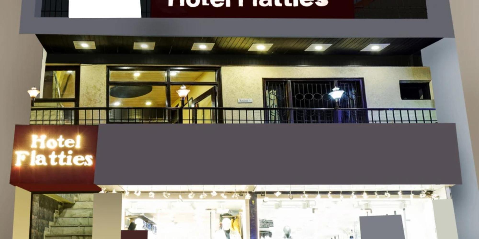 Flattiess ! Near Mall Road - Open Sitting Area On Terrace With Full Naini View And Mountain Valley View - Wi Fi - Service Available - Rated Hotel Nainital