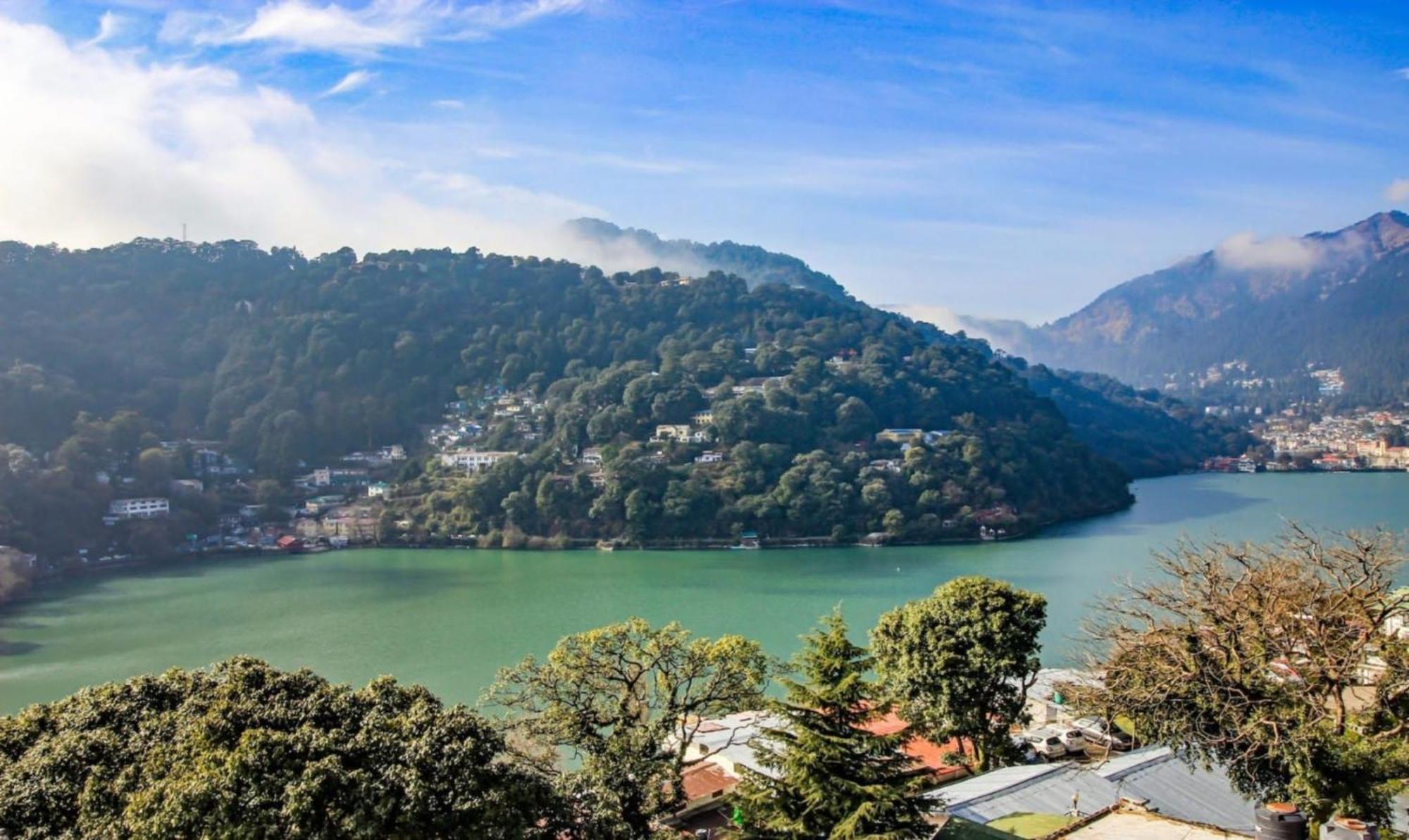 Hotel Goroomgo Chinar Lake View Mall Road - Near Bus Stand - Prime Location With Spacious Quality - Best Seller Nainital