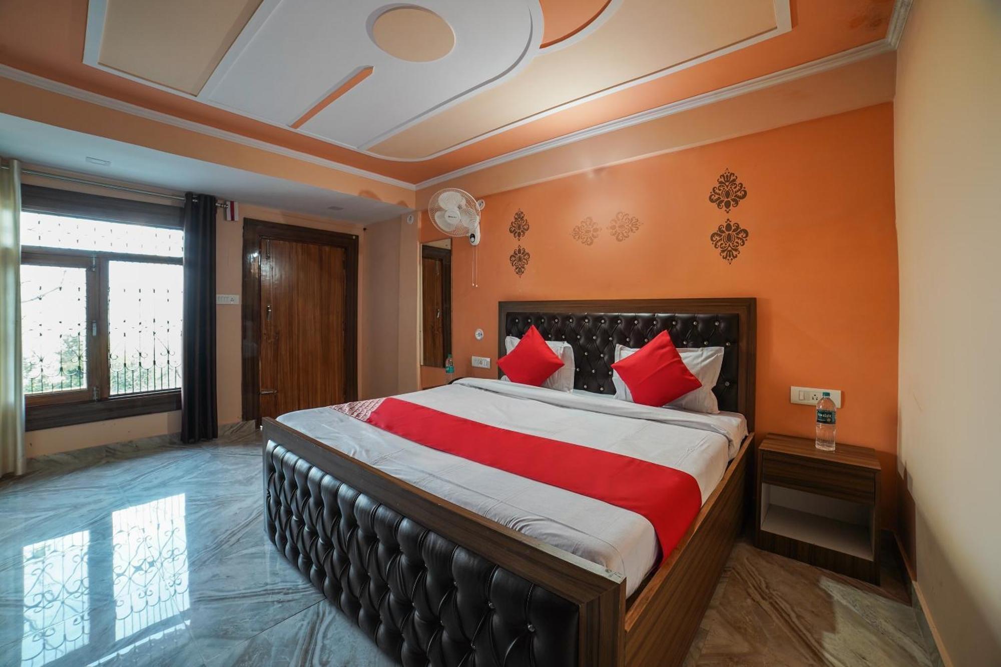 O Kailash View 3*