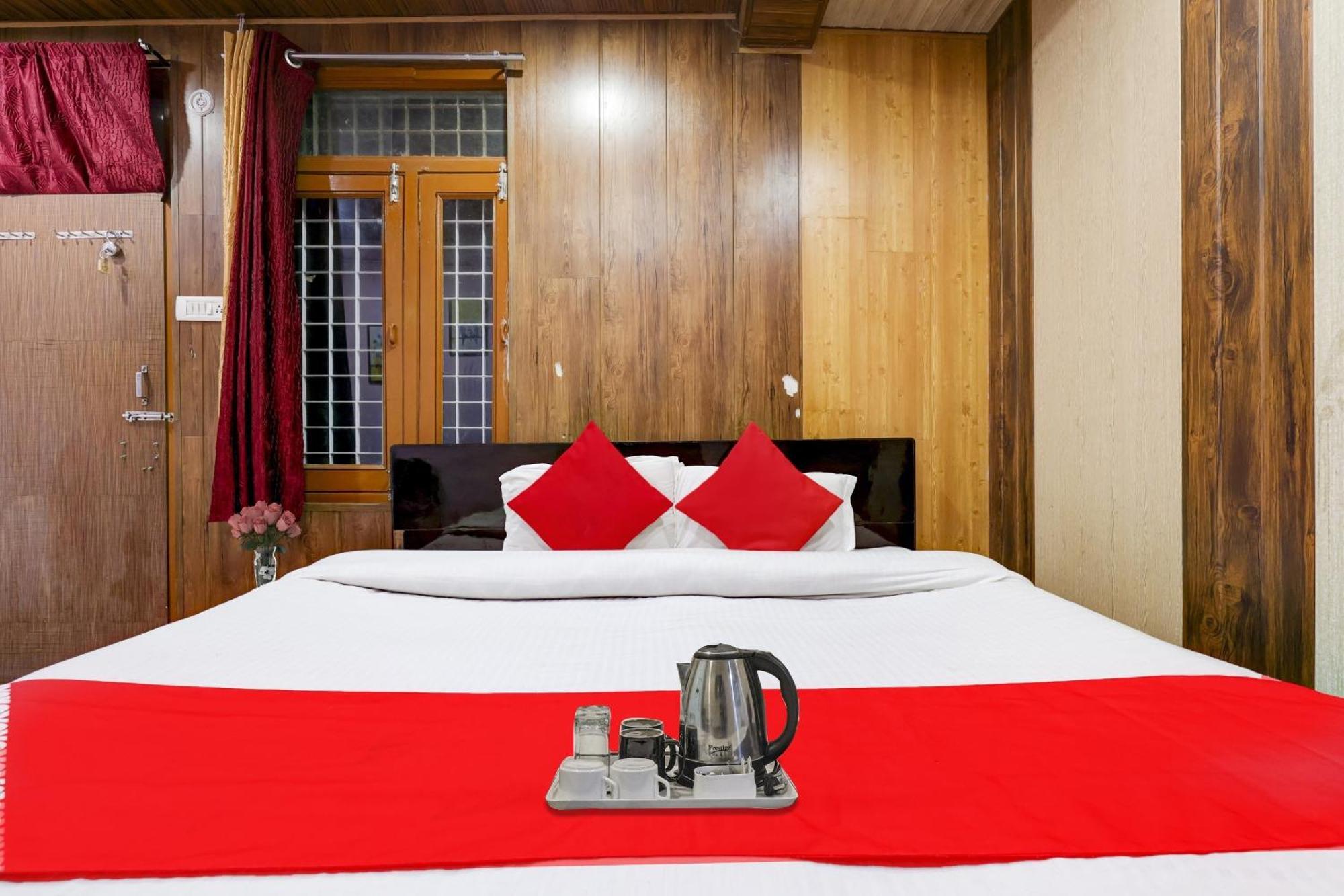 Hotel O Shree 3*
