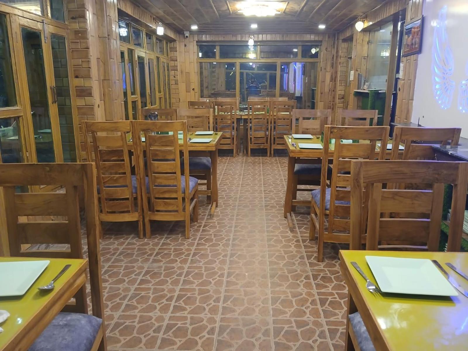 Hotel The Anvi Retreat , 8 Km From Naini